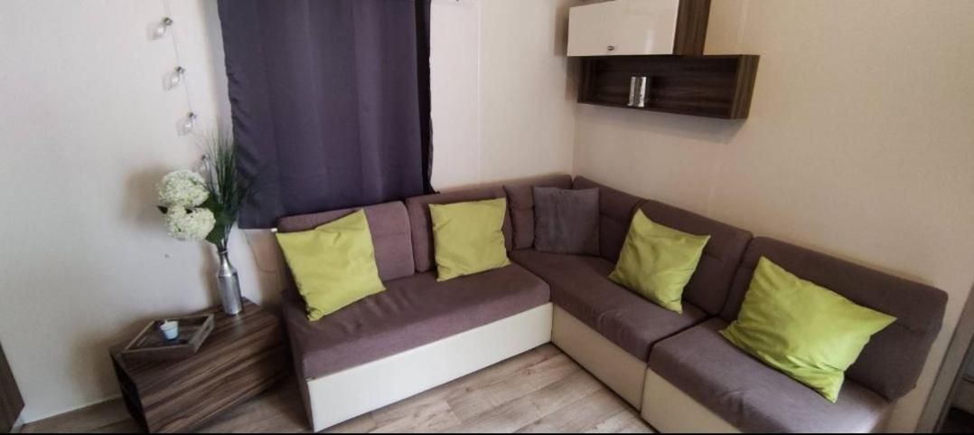 Mobile Home For You Les Rives De Condrieu Esterno foto